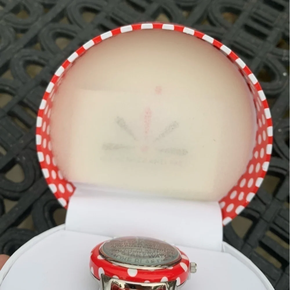 🆕 Isaac Mizrahi Live Ladies Red Polka Dot Expansion Wrist Watch Women’s